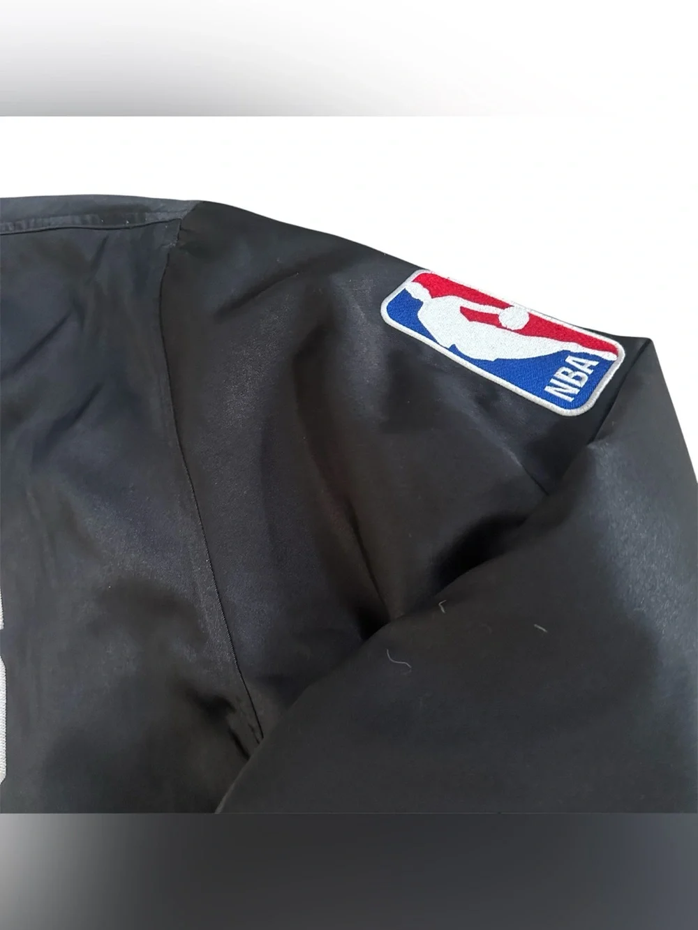 Mitchell & Ness Hardwood Classics Chicago Bulls NBA Satin Jacket Men’s 2XL
